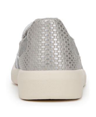 Women's Beachfront Round Toe Slip On Sneakers