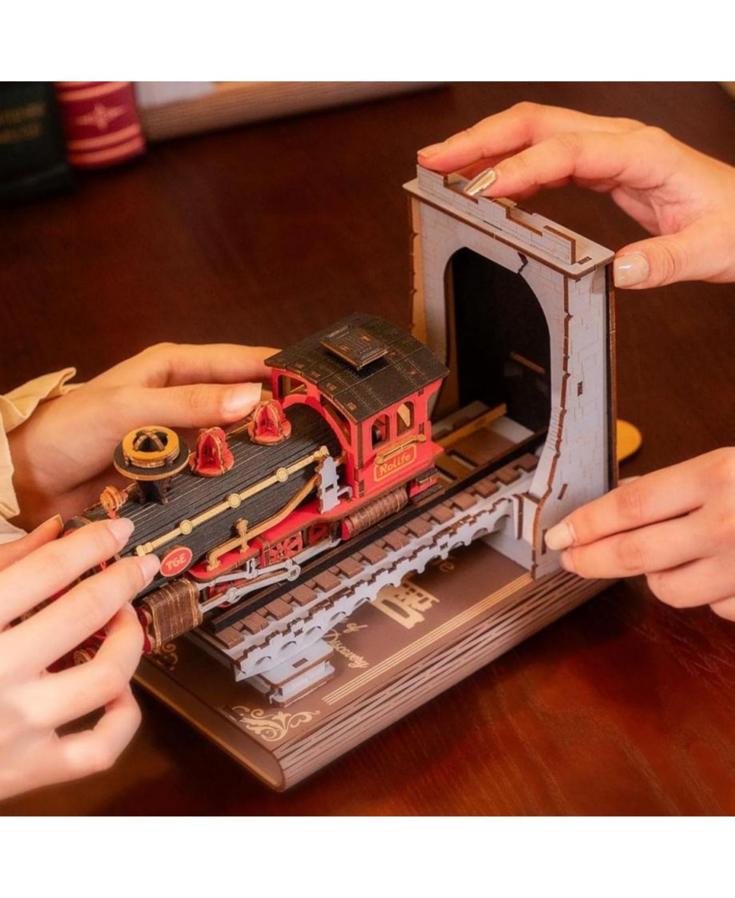 Детский конструктор Robotime Book Nook 3D Puzzle Building Set, Ages 14+ — фото 2
