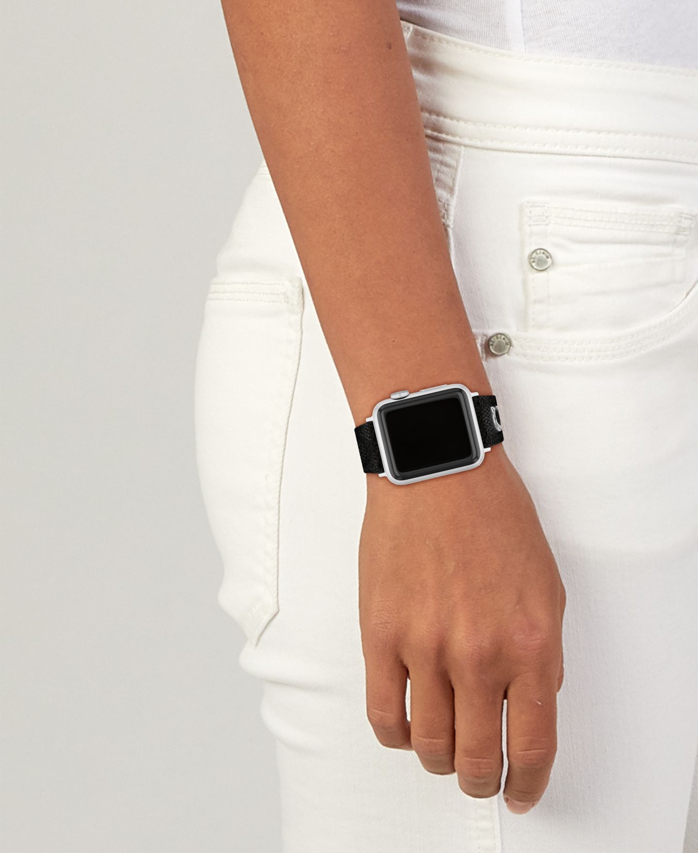 Женские ремешки для часов Black Coach Signature Canvas Leather Strap Band for Apple Watch 38mm, 40mm, 41mm — фото 5