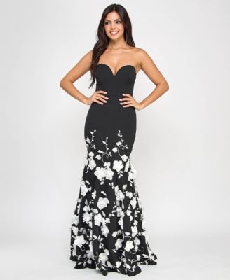 Juniors' 3D Floral-Appliqu&eacute; Mermaid Gown, Created for Macy's