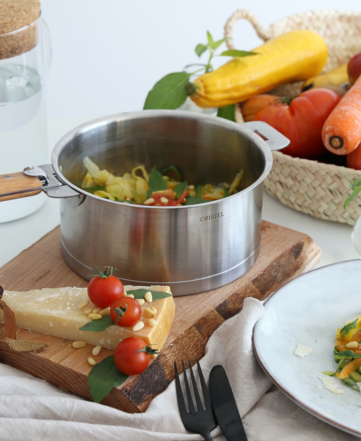 Cristel Stainless Steel 1.5 Quart Strate Saucepan With Lid In Silver