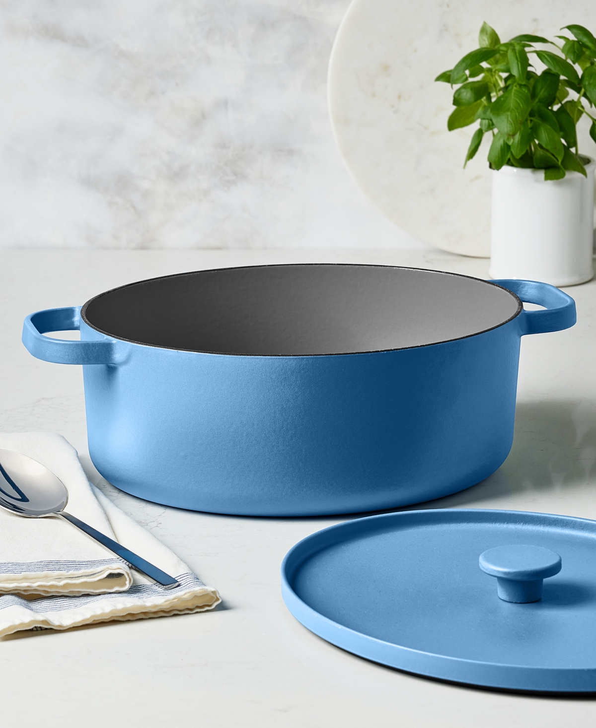 THE CELLAR ENAMELED CAST IRON 7-QT. DUTCH OVEN, EXCLUSIVELY AT MACY'S 