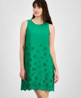green emerald velvet dress Anne Klein Women's 3/4 Sleeve Classic V-Neck Wrap Dress Black at Amazon  Women's Clothing store