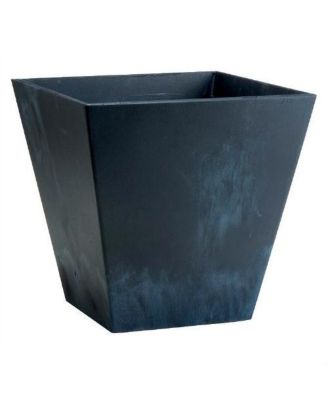 Contemporary Square Planter in Plastic for Modern Outdoor Decor
