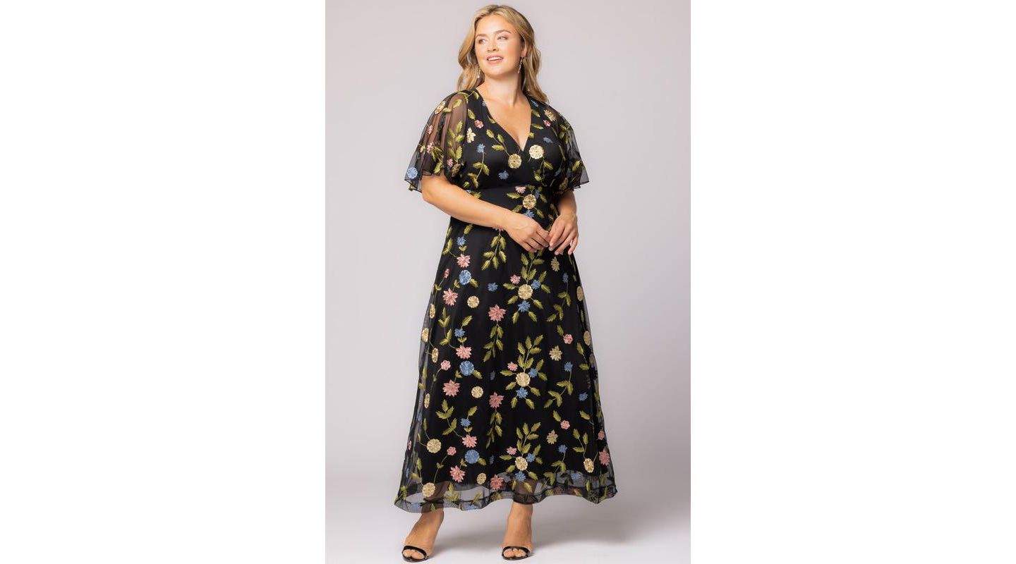 Женское платье Kiyonna Plus Size Embroidered Elegance Evening Gown, цвет: С принтом — фото 4