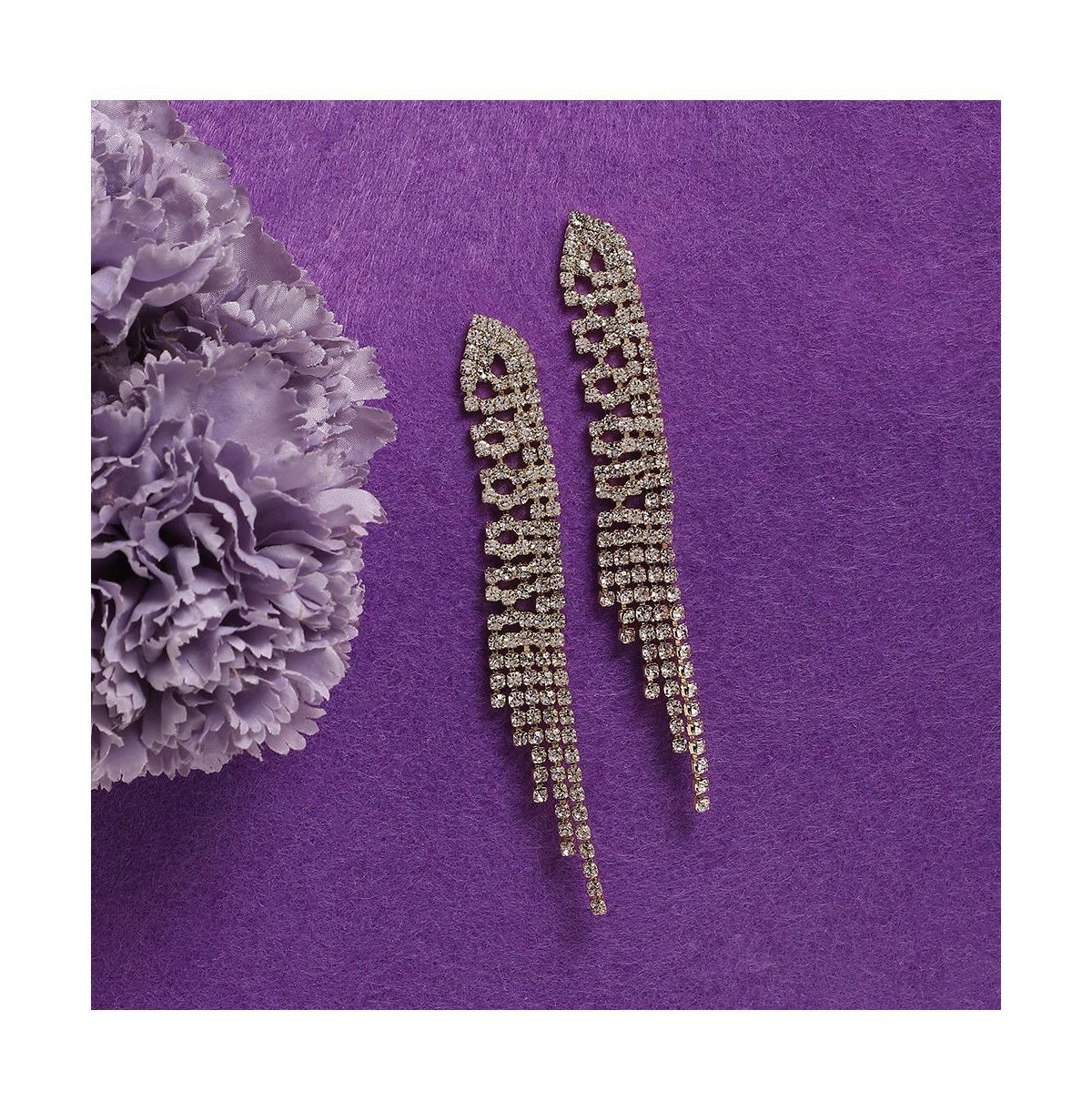 Sohi Casual Drop Earrings In Silver