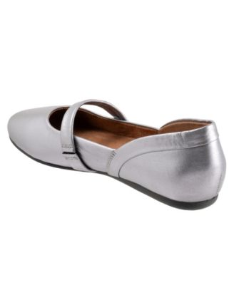 Women's Samara Flat