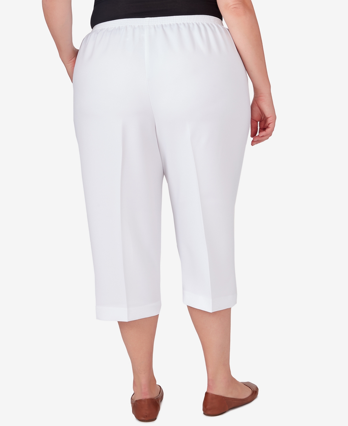 Alfred Dunner Plus Size Classic Stretch Waist Accord Capri Pants With Button Hem In White