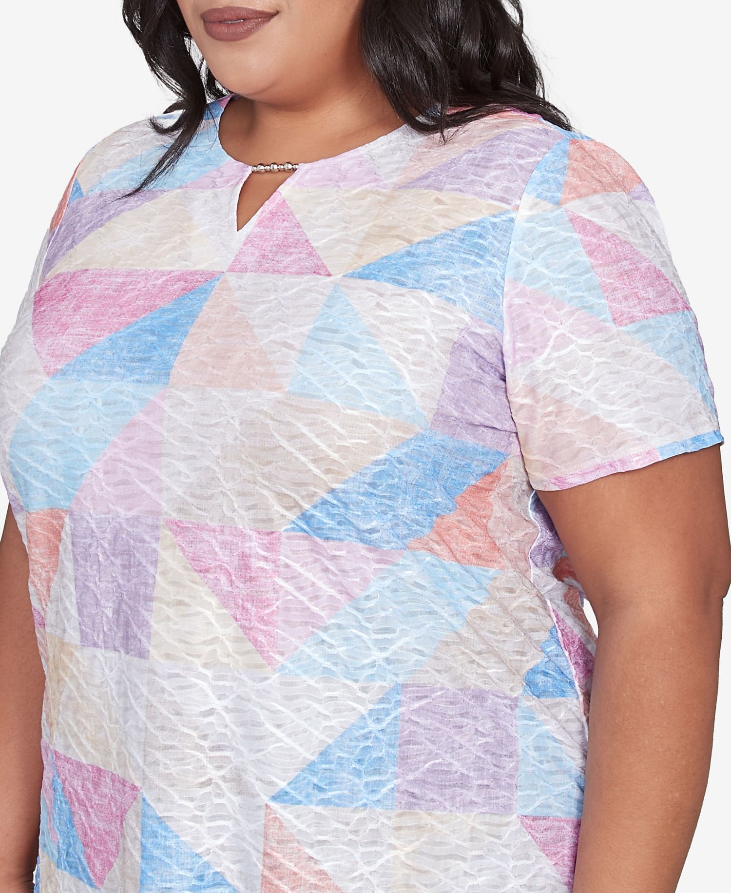 Plus Size Geometric Patchwork Crew Neck Top