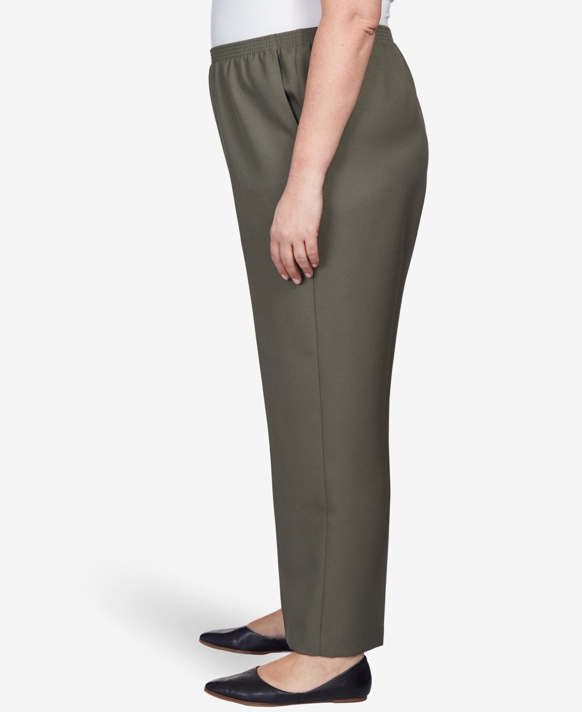 Alfred Dunner Plus Size Classic All Around Elastic Waist Accord Short Length Pants In Olive