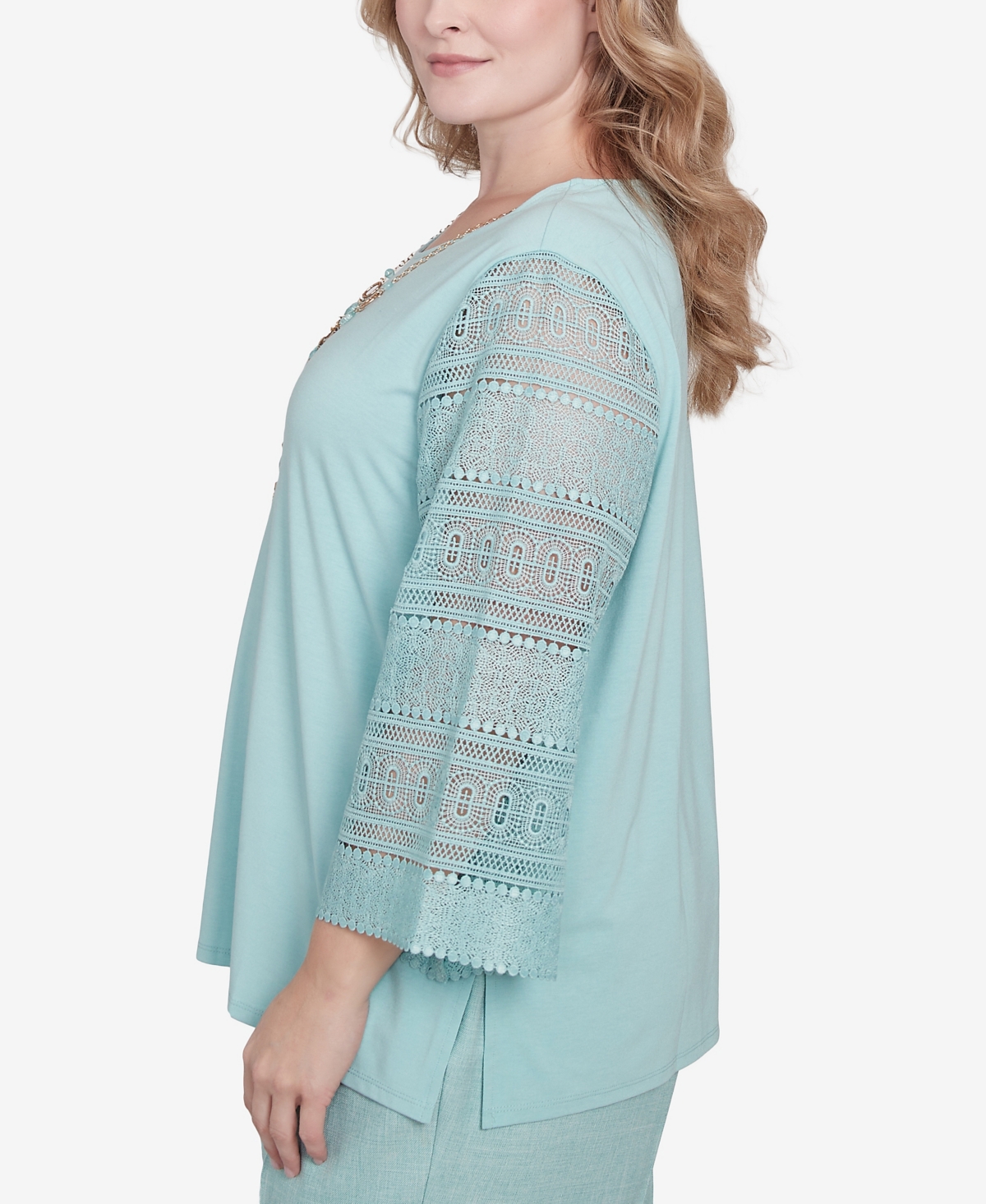 Alfred Dunner Plus Size Kensington Gardens Solid Lace Sleeve Knit Top With Necklace In Pistachio