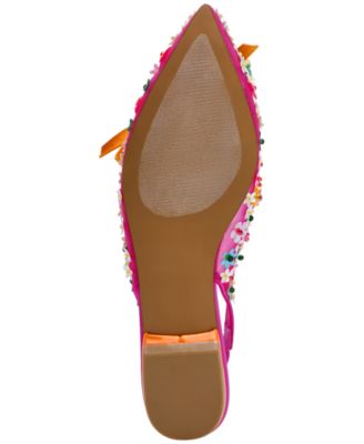 [SAEL!!] ★Betsey Johnson Laylah★ フラットシューズ Betsey Johnson Women's Laylah Floral Slingback Flats - Macy's