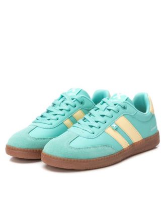 Women's Casual Sneakers