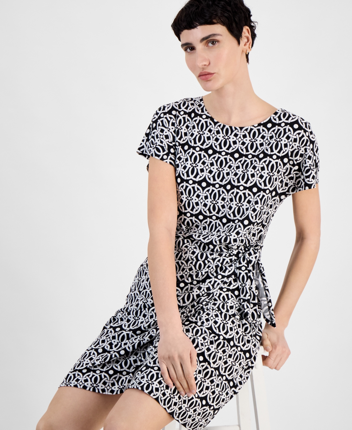 Robbie Bee Women's Printed Sarong Short-sleeve Dress In Black White
