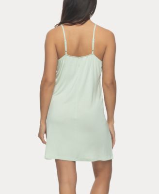 Women's Elysees Sleeveless Satin V-Neck Chemise