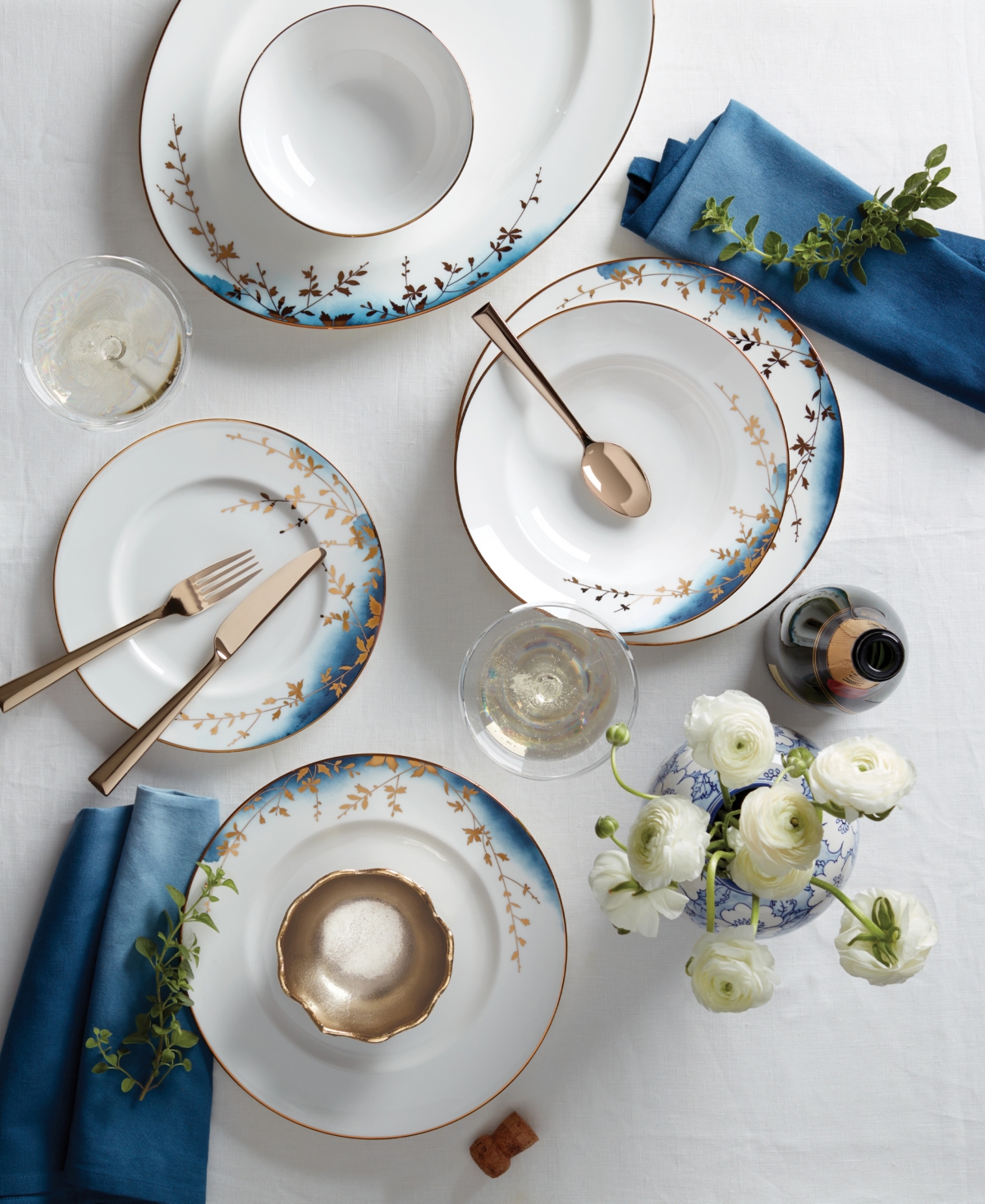 Lenox Highgrove Park Accent Plate In Wht,indigo,gold
