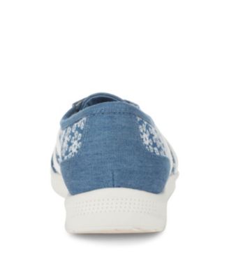 Women's Vannie Slip On Sneakers