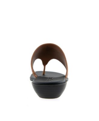 Women's Gesa Round Toe Thong Sandals