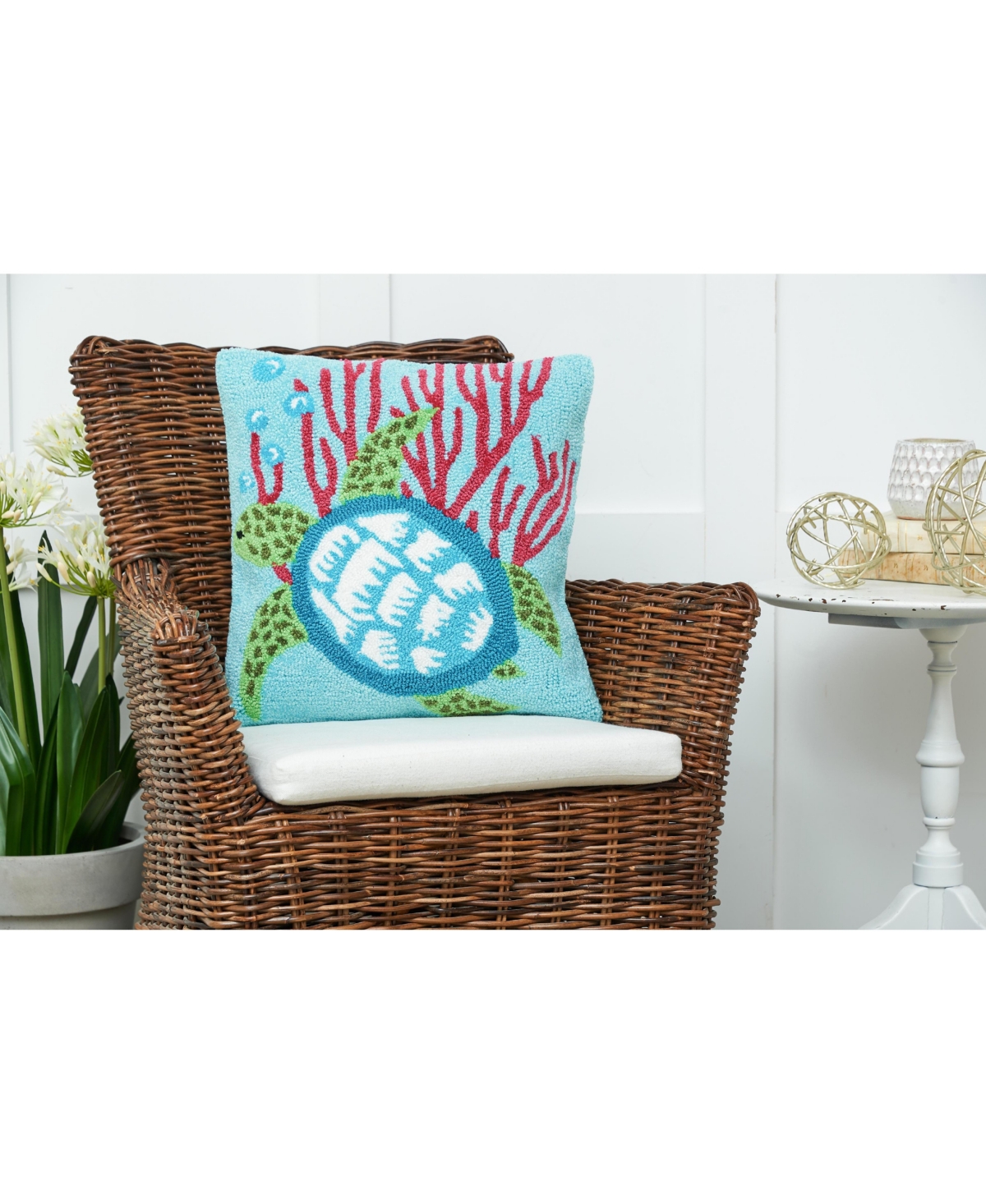 18" x 18" Coral & Turtle Hooked Throw Pillow
