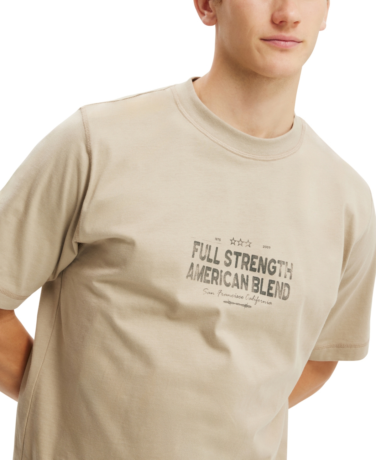 Cotton On Men's Cropped Fit Graphic T-Shirt