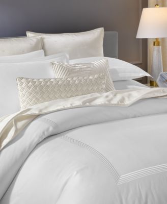 Linea 680 Thread Count Duvet Cover Set, Full/Queen, Exclusively at Macy's