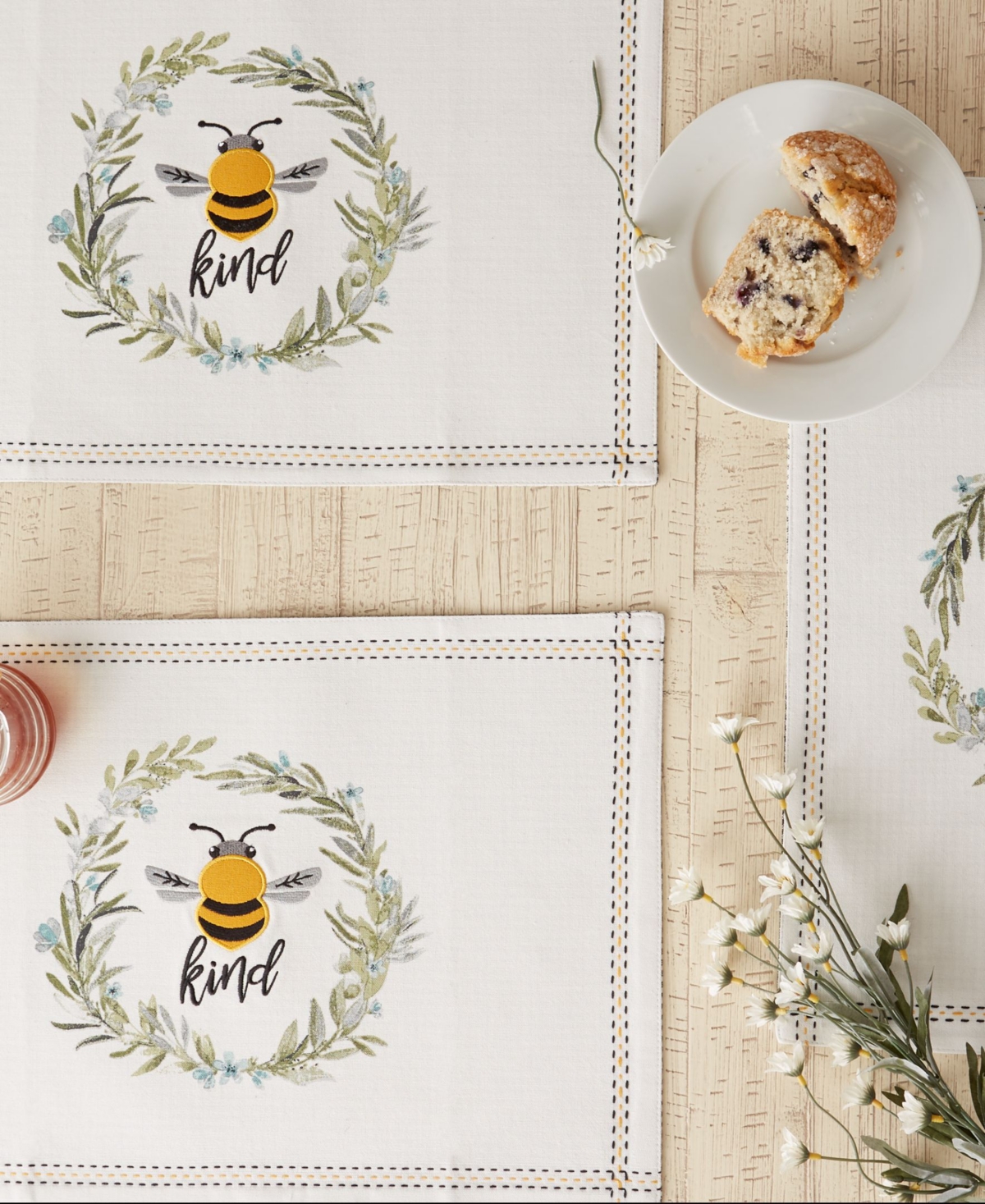 Design Imports Bee Kind Reversible Embellished Placemat, Set Of 4 In Bee Kind Gingham