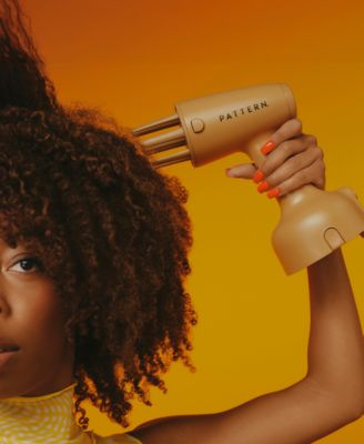 The Hair Steamer Handheld Treatment Tool With 2 Attachments