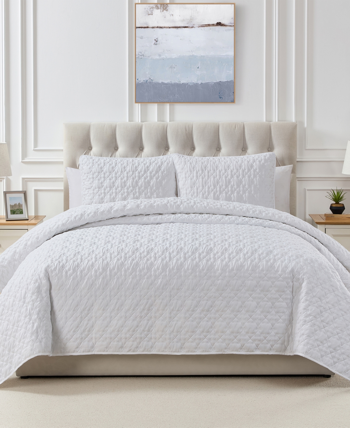 Seventh Studio Leaf Solid Pinsonic Microfiber 3-pc. Quilt Set, Full/queen In White