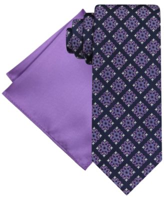 Men's Square Tie & Solid Pocket Square Set
