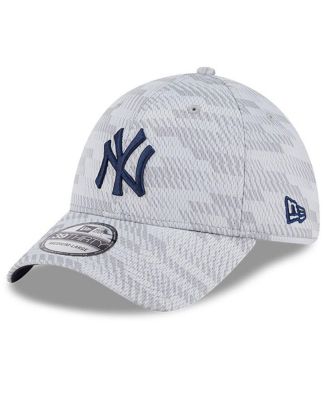 New Era - Men's Gray New York Yankees 2025 MLB Clubhouse 39THIRTY Flex Hat