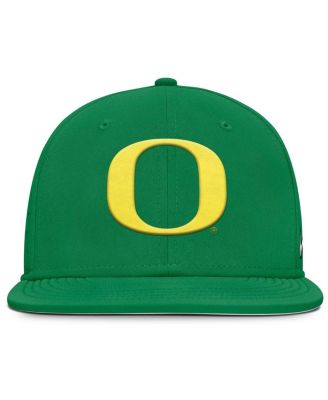 Men's Green Oregon Ducks On-Field Dugout True Performance Fitted Hat