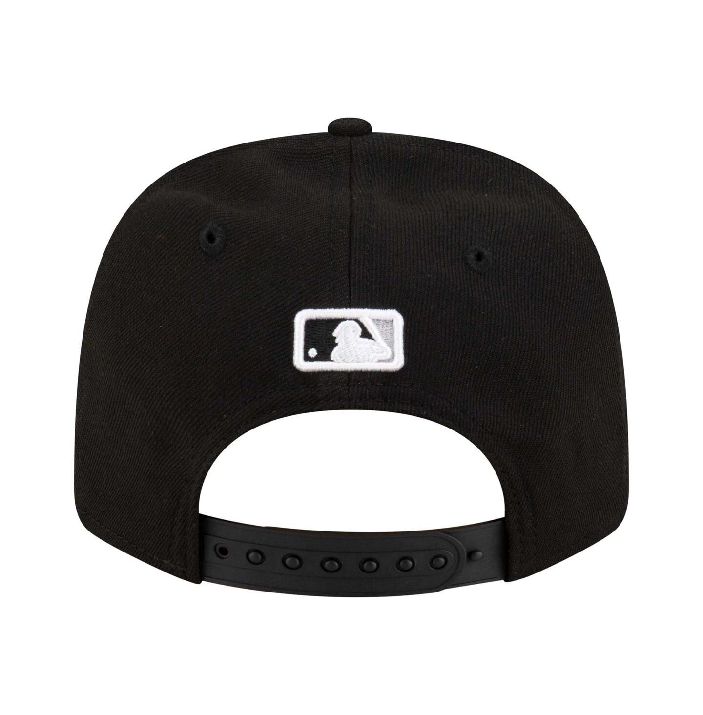 Мужская кепка New Era Black Chicago White Sox Player Replica 9SEVENTY Adjustable Hat — фото 3