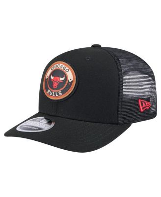 New Era - Men's&nbsp; Black Chicago Bulls Victory Grove Circle Patch 9SEVENTY Adjustable Hat