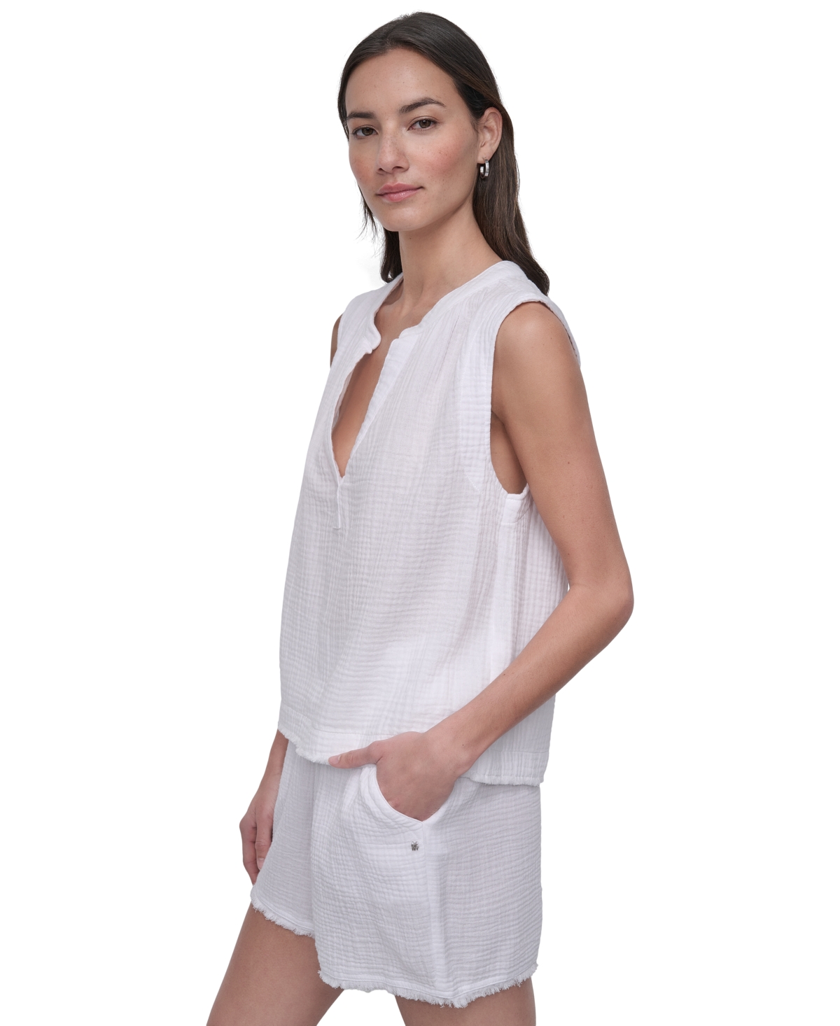 DKNY JEANS WOMEN'S SLEEVELESS DOUBLE-CREPE GAUZE CROP TOP 
