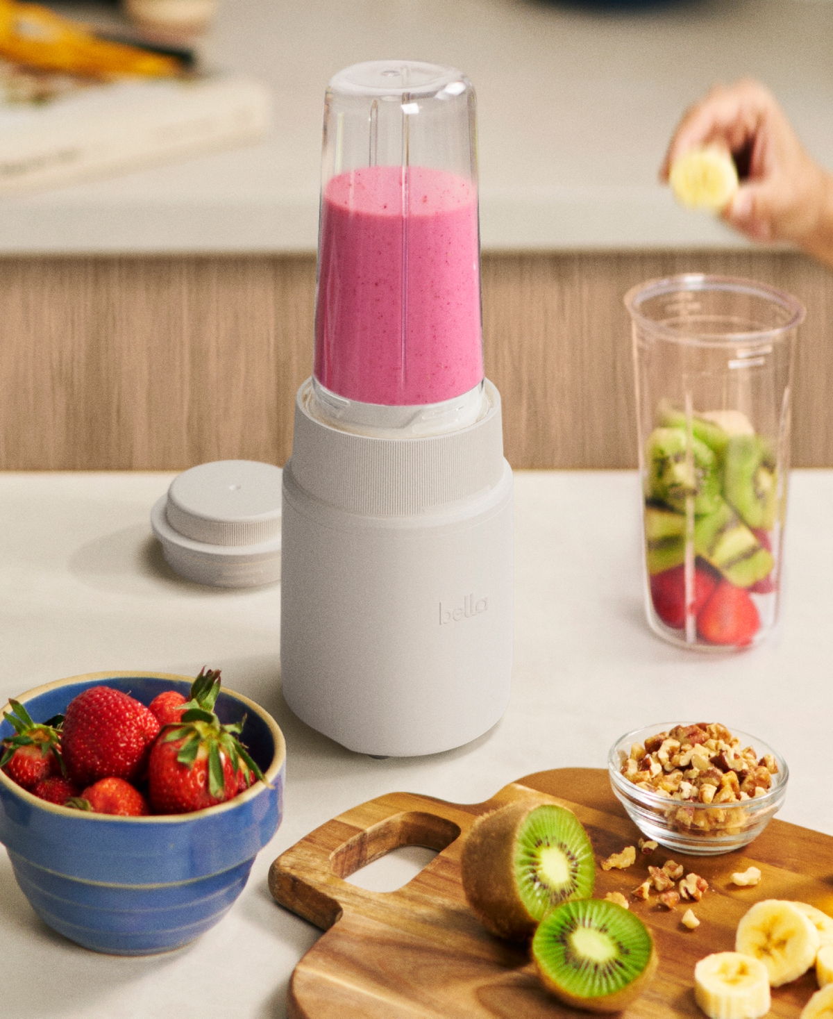 Bella 6-pieces Rocket Blender 35125 In Oatmilk
