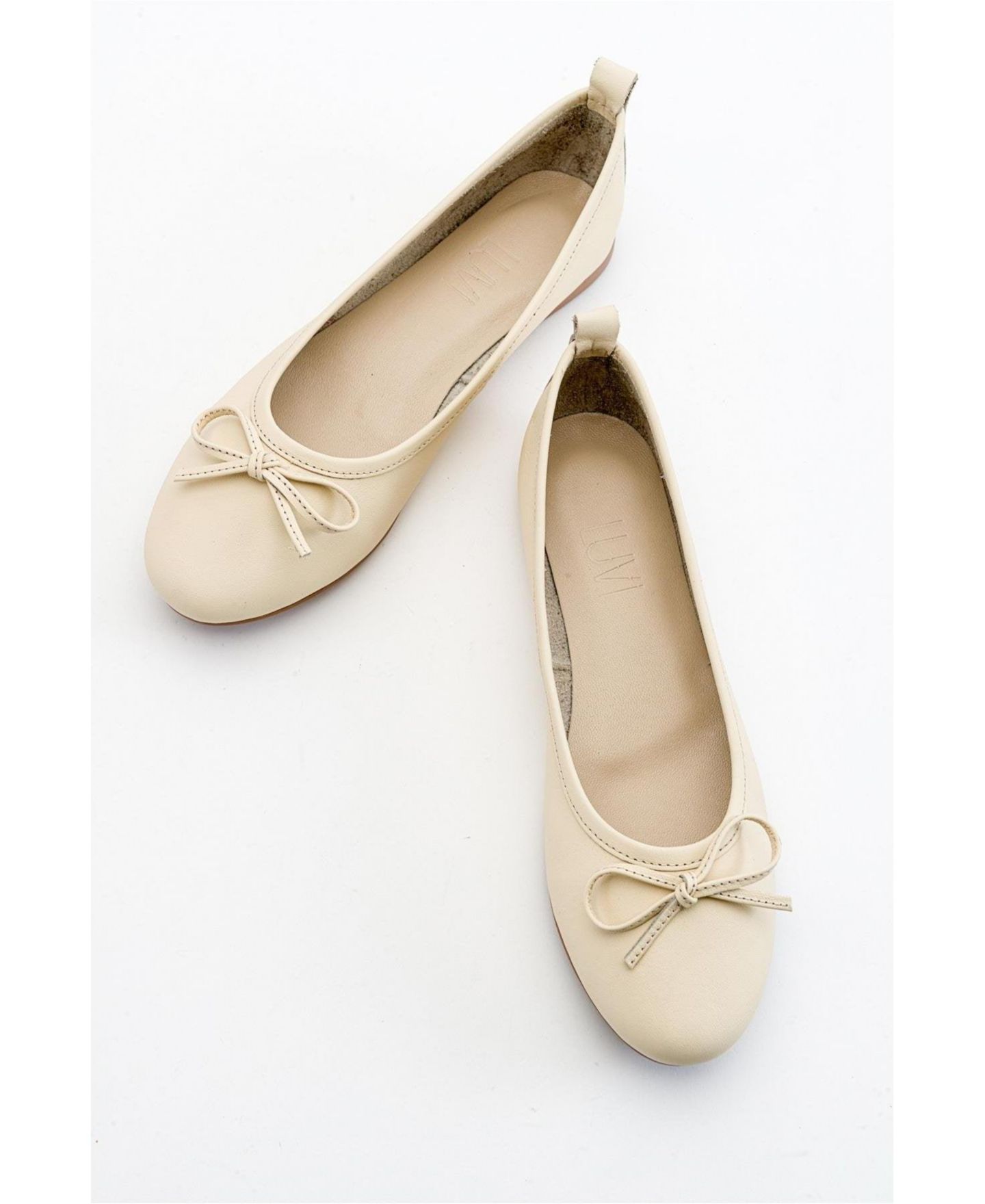Женские кожаные балетки Forever & Always Shoes Florence, цвет: Бежевый кожаный — фото 6