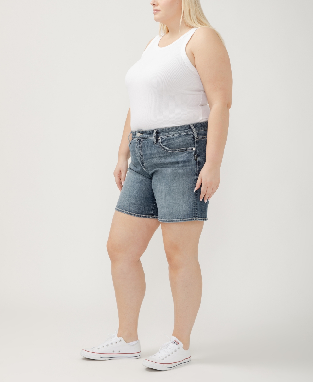 Shop Silver Jeans Co. Plus Size Boyfriend Mid Rise Luxe Stretch Shorts In Glory
