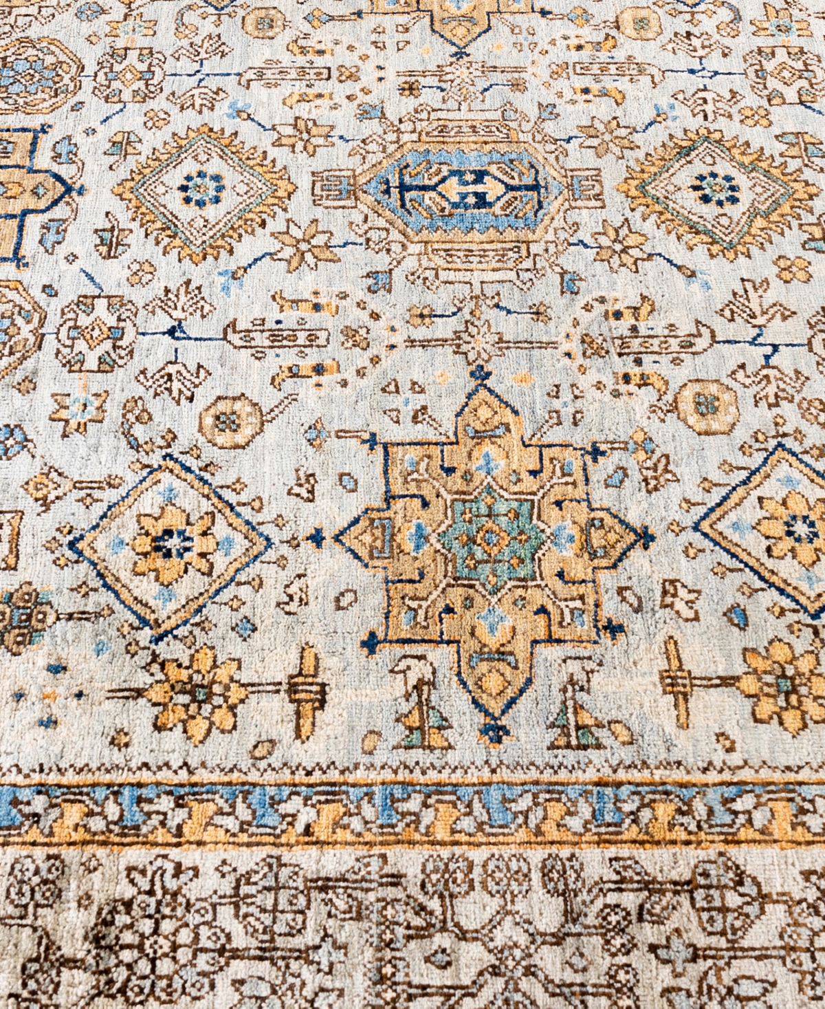Adorn Hand Woven Rugs Serapi M1945 5'10''x8'9'' Area Rug In Gray