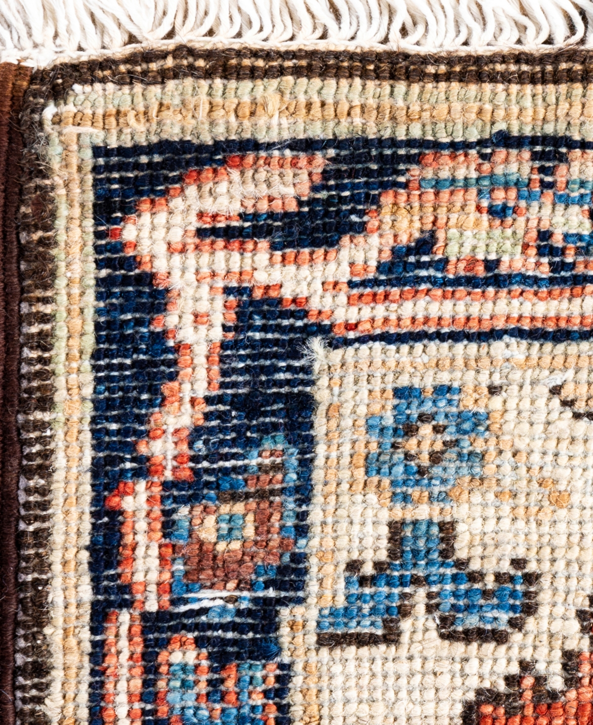 Adorn Hand Woven Rugs Serapi M1945 3'2''x5' Area Rug In Ivory