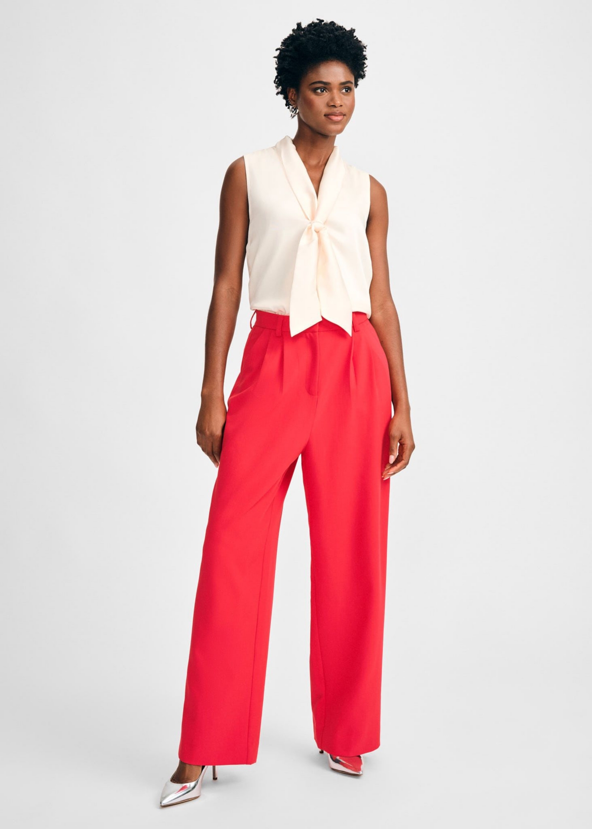 Women's Wide Leg Pleated Pant