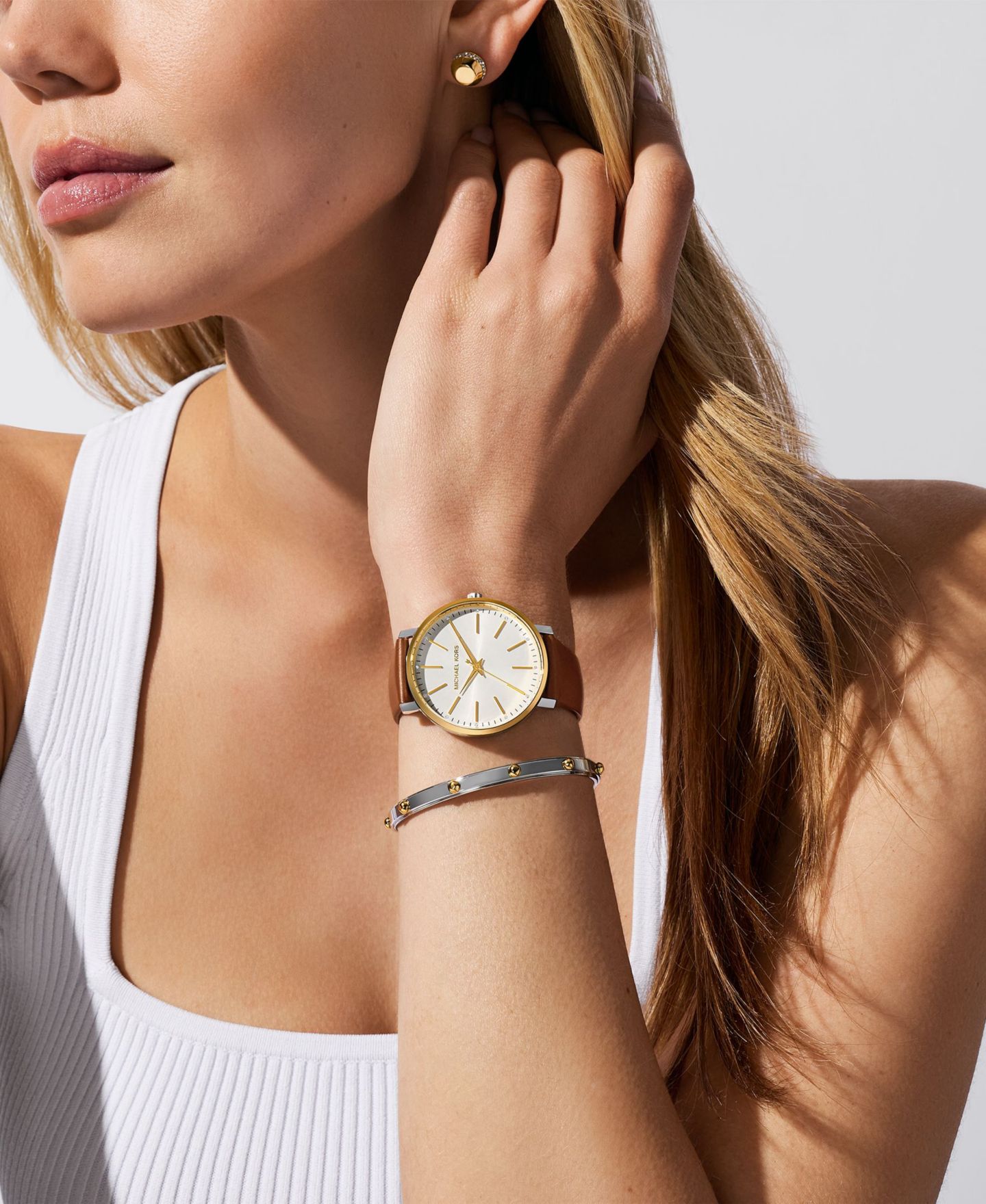 Женский набор Michael Kors Pyper: часы на кожаном ремешке и украшения, 38 мм — фото 6