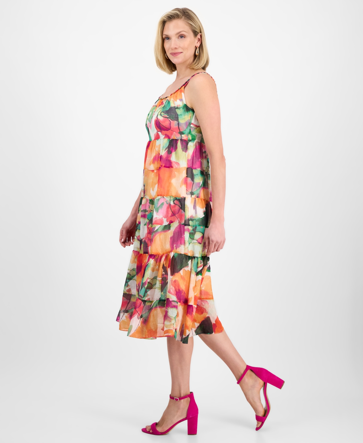 Robbie Bee Petite Printed Sleeveless Tiered Midi Dress In Multi
