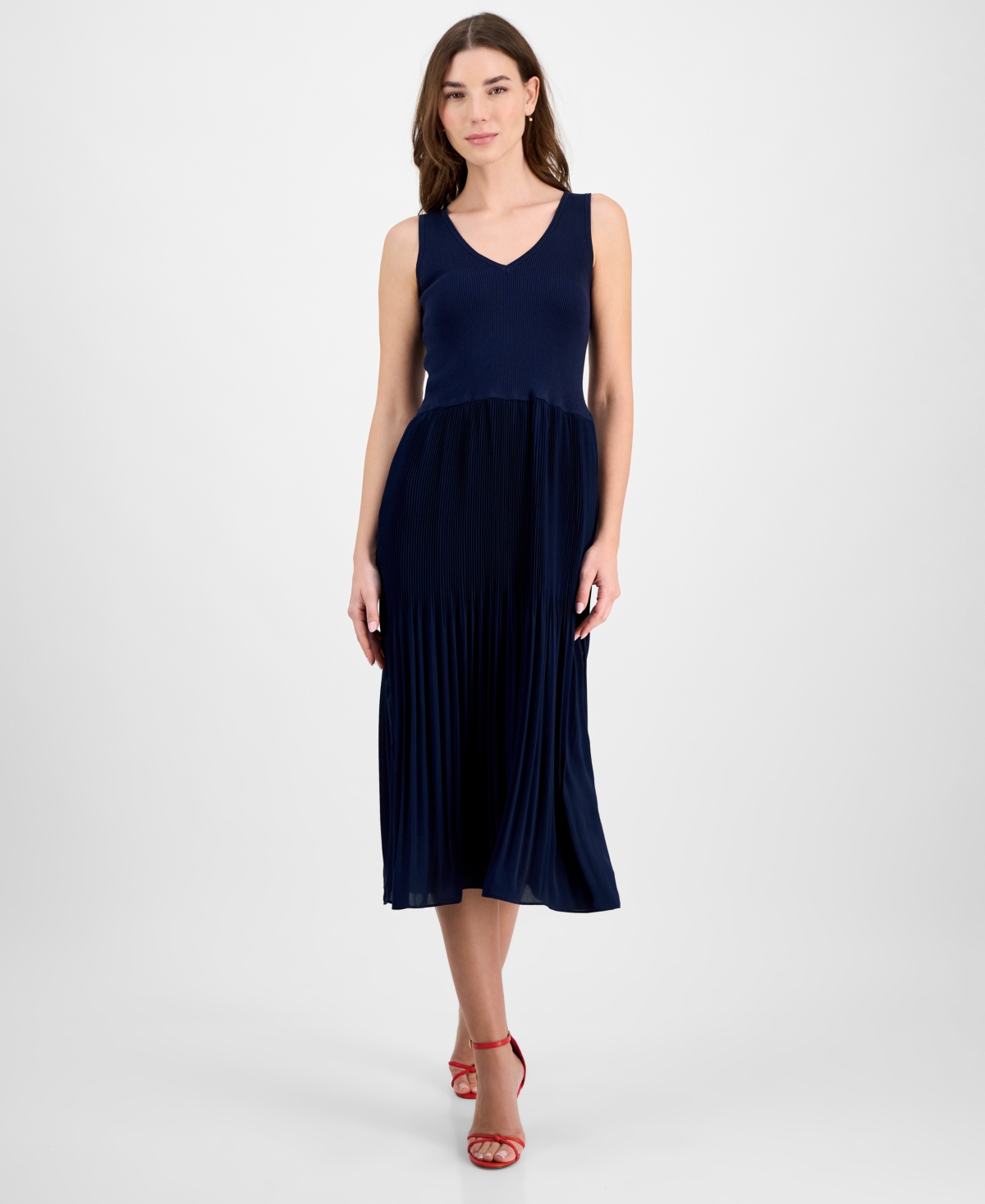 Women's Ribbed Pleated Sleeveless Fit & Flare Dress - Apple Red