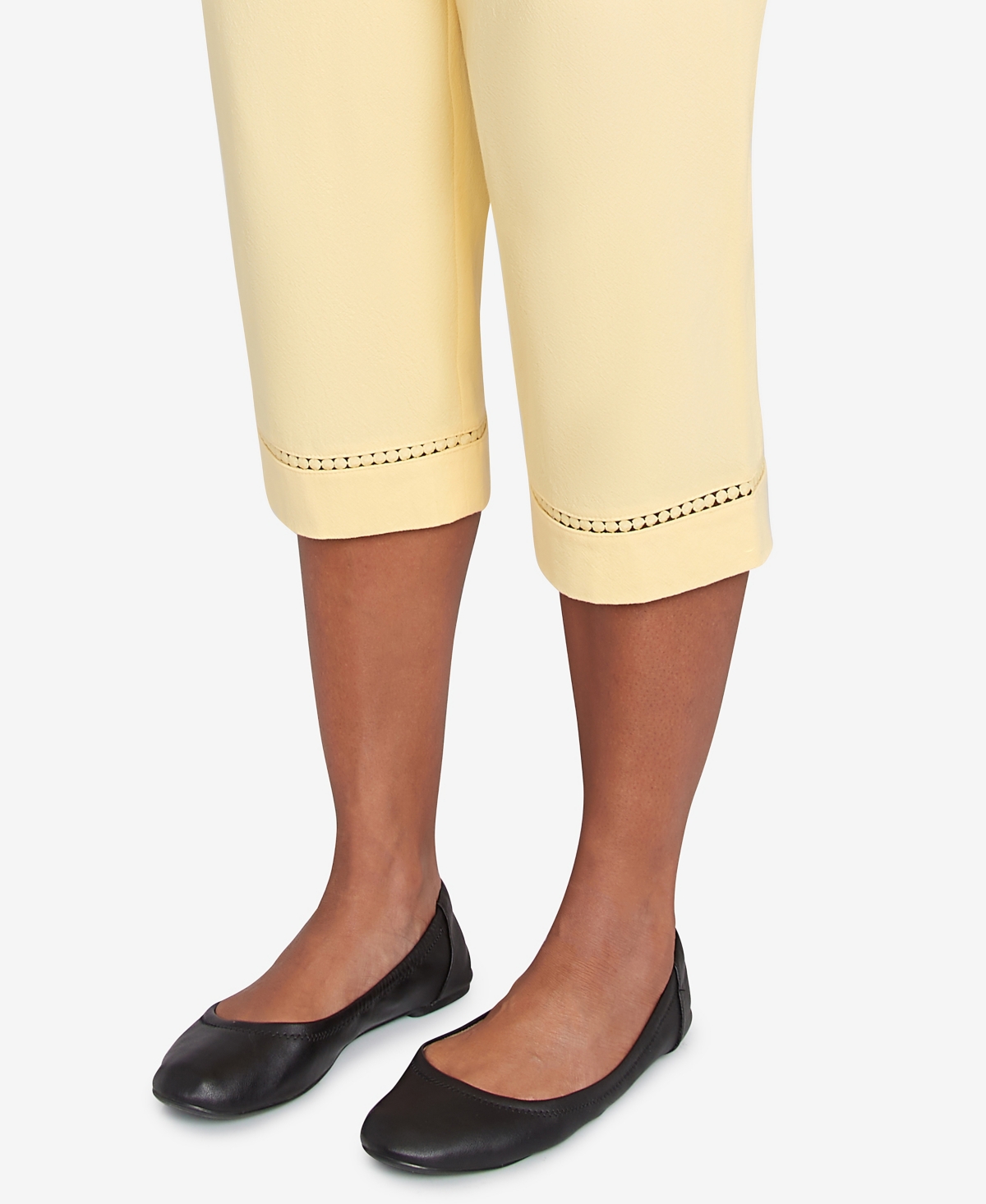 Alfred Dunner Plus Size Dress Code Comfort Allure Embellished Capri Pants In Lemon