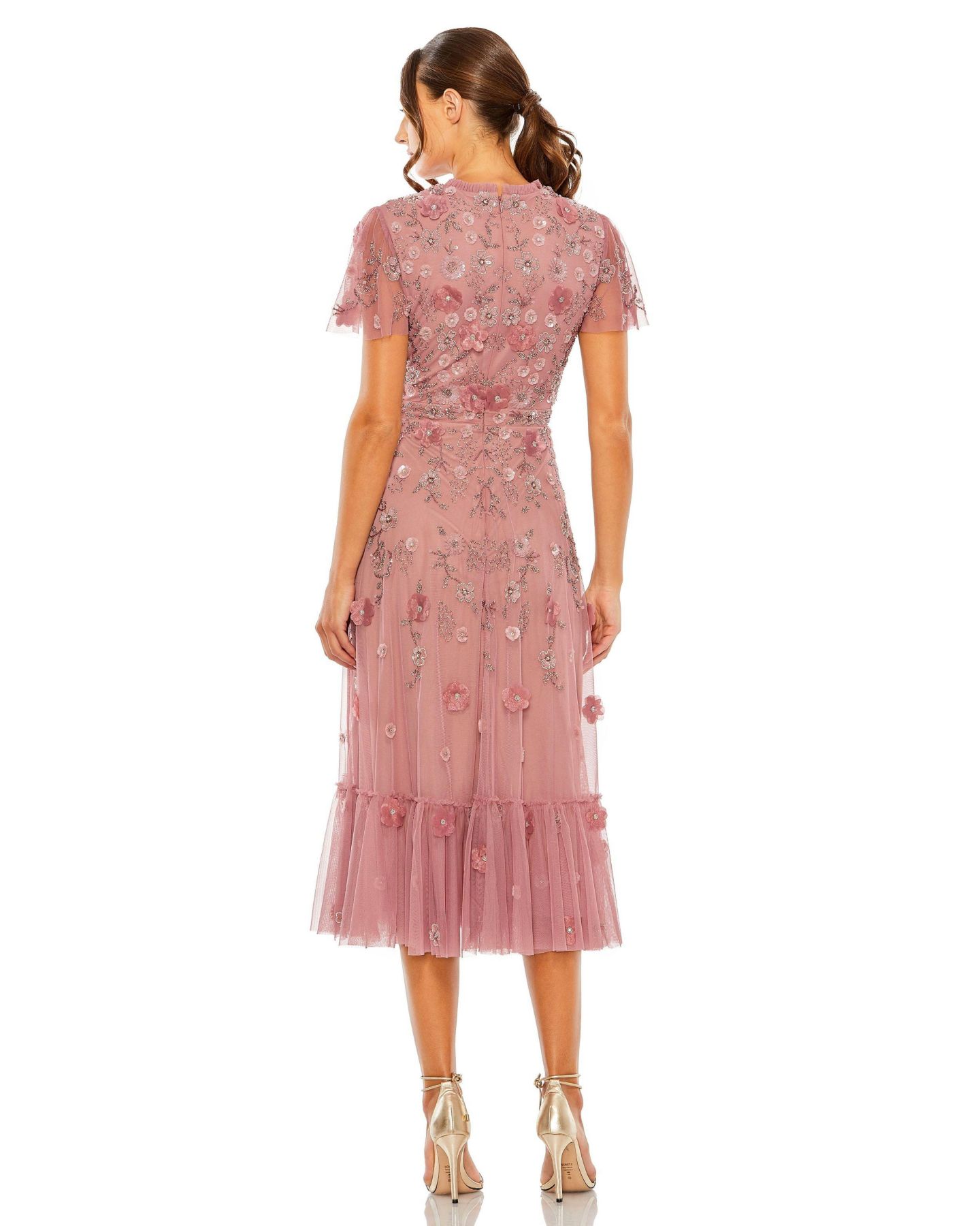 Женское платье Mac Duggal Embellished High Neck Cap Sleeve A Line, цвет: Ягодный — фото 2