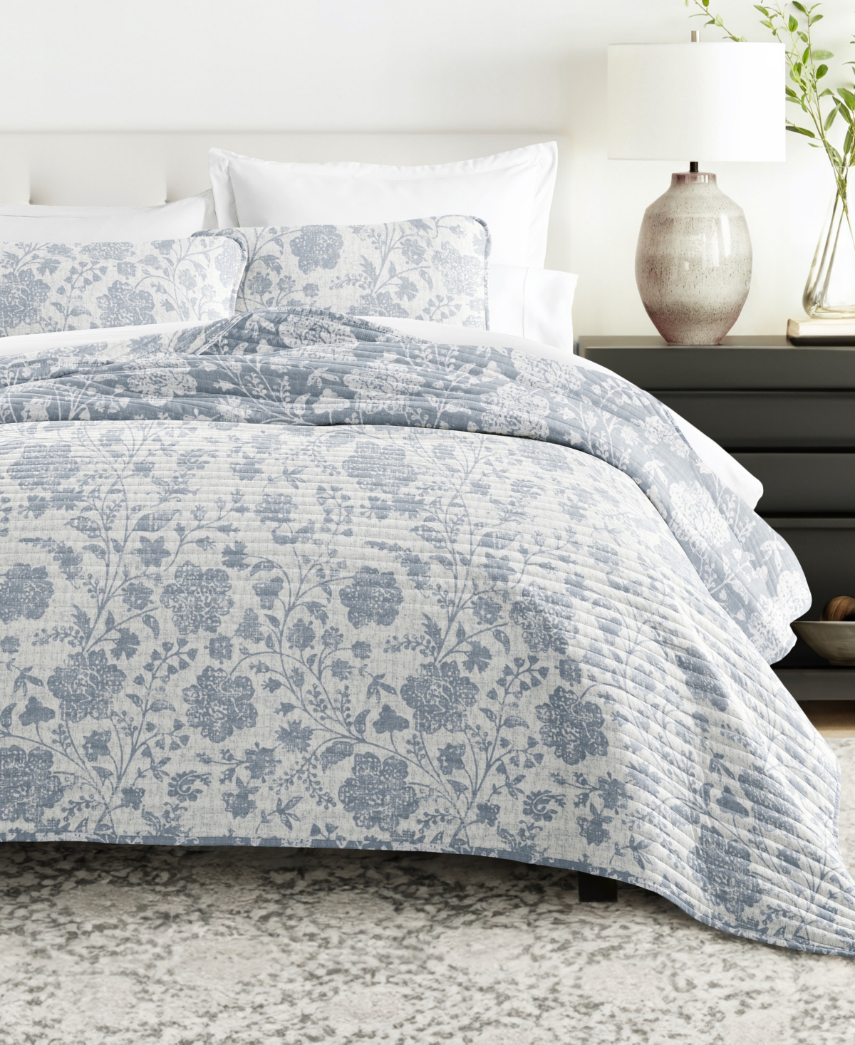 Ienjoy Home Textured Floral Reversible 2-pc. Quilt Set, Twin/twin Xl