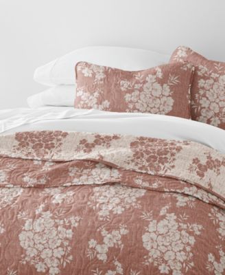 Distressed Bouquet Reversible 2-Pc. Quilt Set, Twin/Twin XL
