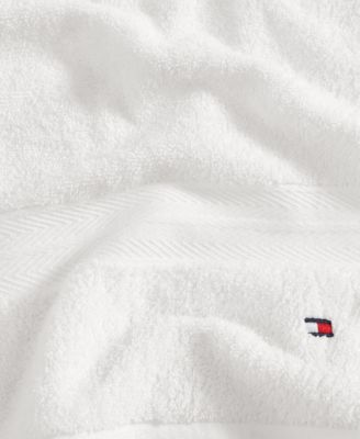 Modern American Solid Cotton Bath Towel, 30" x 54"