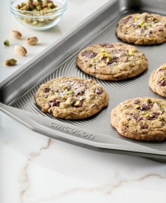 Nonstick 2-Piece Cookie Sheet Bakeware Set