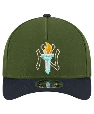Men's&nbsp;Dark Green New York Yankees City Feature 9FORTY A-Frame Adjustable Hat